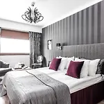 Hotel Kaeenpesae 3*