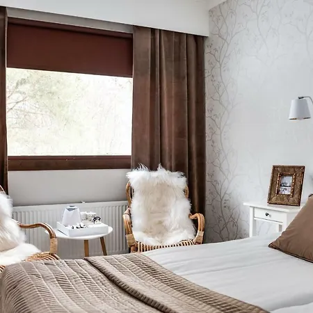 Kaeenpesae 3* Ylivieska