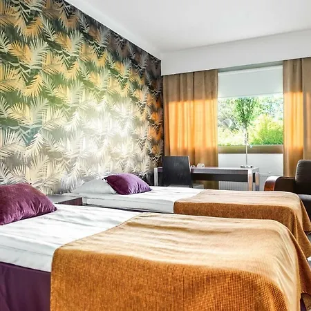 Kaeenpesae Hotel 3*